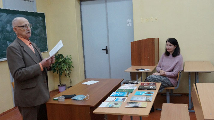 Сустрэча з пісьменнікам_МДУ_Куляшова