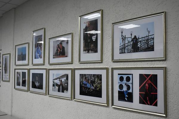 Состоялась презентация фотовыставки студентки университета