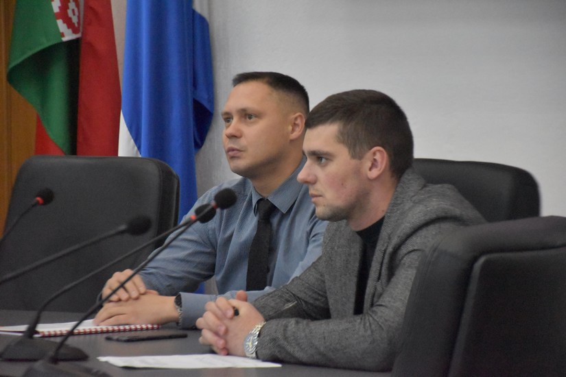 Начальник Ленинского РУВД провел встречу со студентами_МГУ_Кулешова