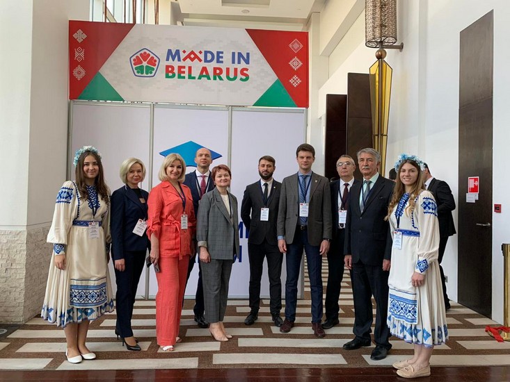 Участие в тематической экспозиции «Образование в Беларуси» на выставке Made in Belarus_МГУ_Кулешова