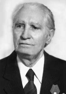БУЛАХОВ Михаил Гапеевич (1919–2012)
