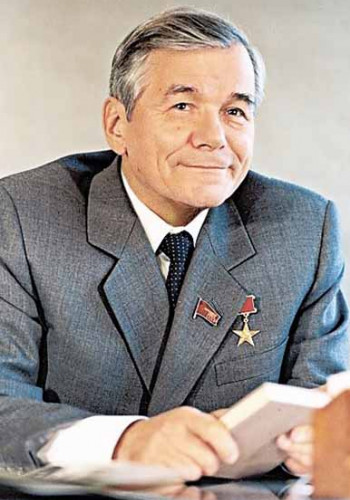 ЗИМЯНИН Михаил Васильевич (1914–1995)